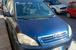 TOYOTA Avensis 1ª serie