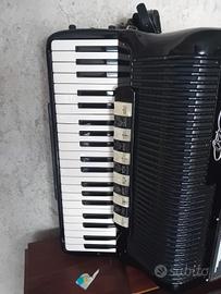 fisarmonica GiuseppeVerdi Super organtone 120Bassi