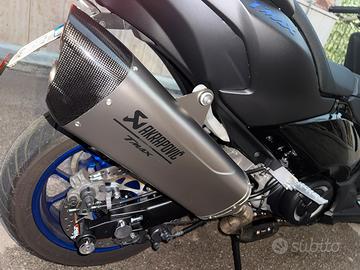 Scarico akrapovic T max 2025/2026
