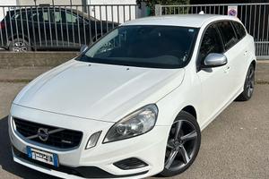 Volvo V60 R Design D3
