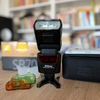 Flash Nikon Speedlight SB-700