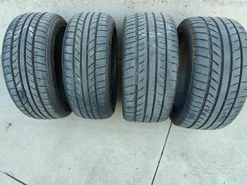 gomme ferrari 348 bridgestone