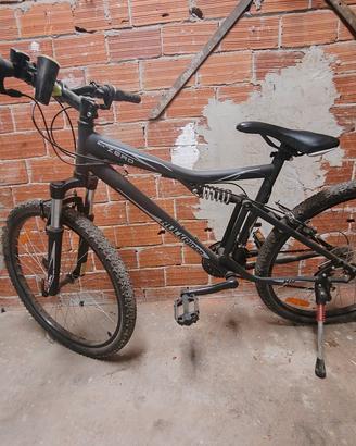 bicicletta mountain bike ammortizzata 26"