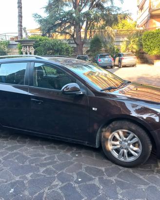 Chevrolet Cruze SW 1.7 diesel familiare spaziosa