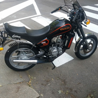 Moto Guzzi 125 Custom