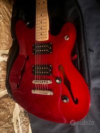 Squier by Fender Starcaster