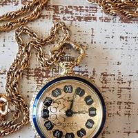 Collana  con  Orologio 