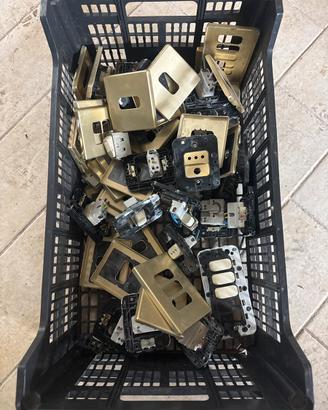 Materiale elettrico molveno 2000
