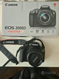 Fotocamera Canon EOS 2000D + Obiettivo 18-55mm