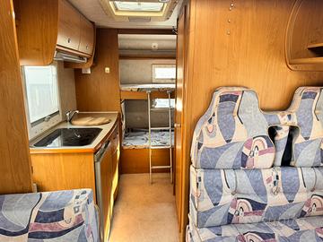 Rimor kentucky Ford (con infiltrazioni)