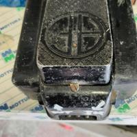 Pedaliera per regolare la velocità di un motore.