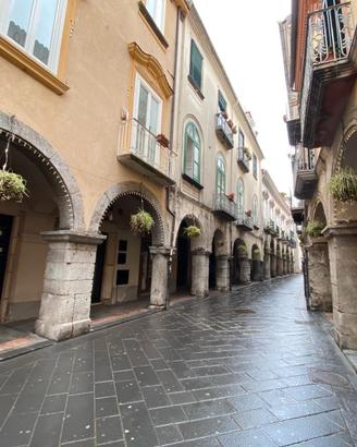 Corso Umberto I - Negozio - Nuda Proprieta'