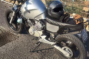 Honda Varedero 125 Cafè racer