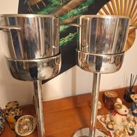 Coppia di suaglass con supporto