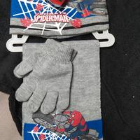 Set cappellino guanti scarpa Spiderman