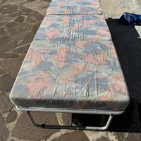 Letto singolo richiudibile con materasso