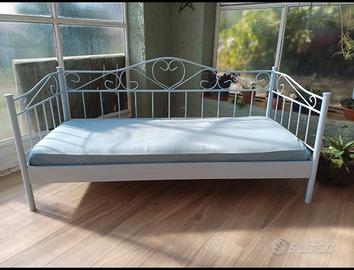 letto/divano singolo ferro