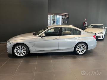 BMW 330 edrive -ibrida plug-in