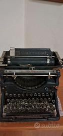 Macchina da scrivere antica underwood