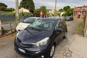 Toyota Yaris 1.0 3 porte Active NEOPATENTATI