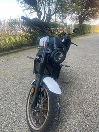 Xsr 700 xtribute 5000km come nuova