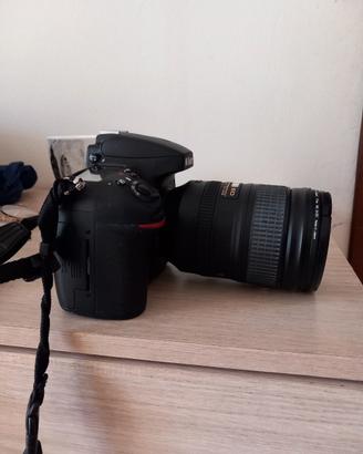 macchine fotografiche e obiettivi