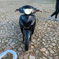 Sh 125 2010
