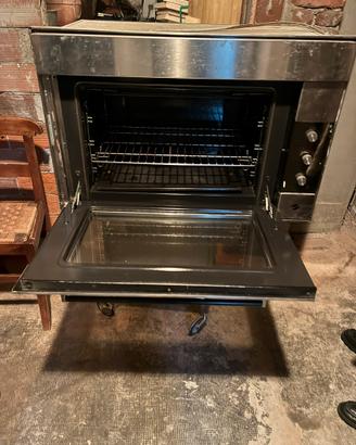 Forno ad incasso con scaldavivande