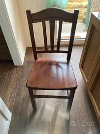 4 sedie in legno massello