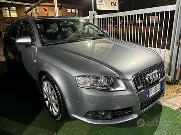 stupenda Audi A4 SLINE 2.0 16V TDI GANCIO TRAINO