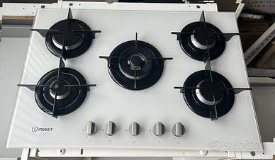 Piano cottura 5 fuochi INDESIT PR 752 W / (WH)