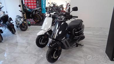 VELOCIFERO TENNIS 125 - 2026 "FULL LED"