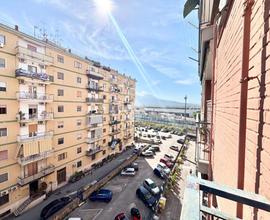 3 LOCALI A NAPOLI