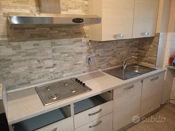 Piano cucina: top+piano cottura+lavandino 