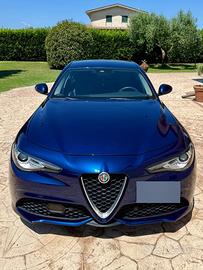 Alfa Romeo Giulia Sport Edition 2.0 Turbo 200cv