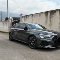 Audi A3 8Y SPB 2.0 150CV SLINE IDENTITY BLACK