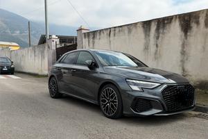 Audi A3 8Y SPB 2.0 150CV SLINE IDENTITY BLACK