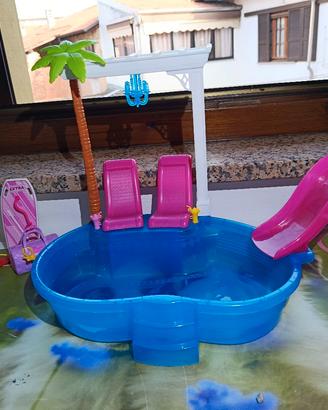 Barbie Piscina