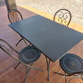 tavolo+4 sedie da giardino