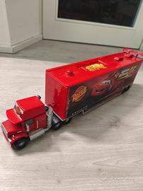 Camion Mack Trasportatore di Saetta McQueen