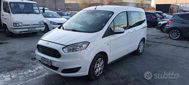 FORD Tourneo Courier 1.5 TDCI 5 POSTI INCIDENTAT