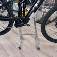 cavalletto regolabile artigianale per E-bike