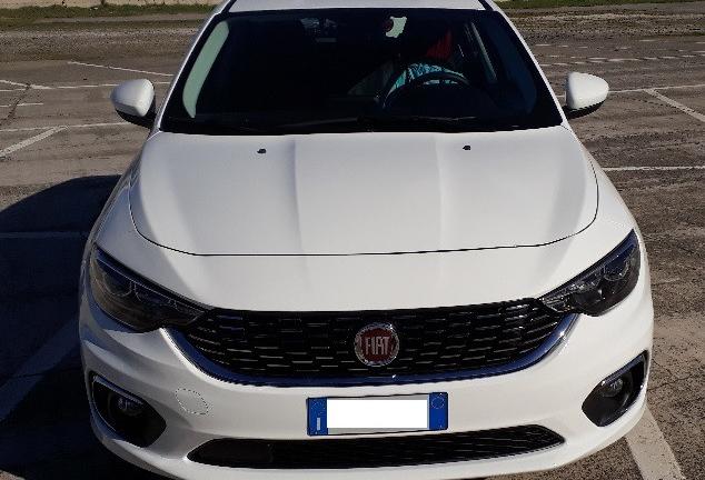 FIAT Tipo 5p Lounge 1.4 95cv E6 2019