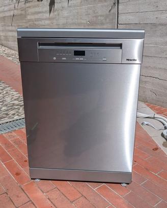 Lavastoviglie MIELE 
