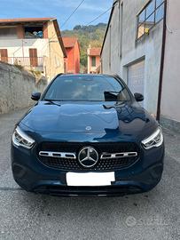 auto adattata