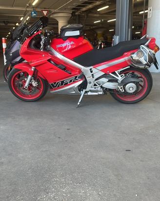 HONDA VFR 750 F (N36) fine 1993