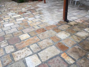 Rivestimenti / pavimenti di pietra selezionata