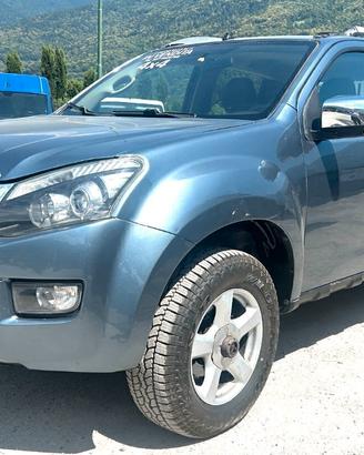 Isuzu D-Max Crew D-Max 2.5 td crew Quasar 4x4 auto