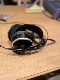 Cuffie AKG K271 studio