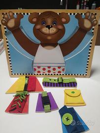 Gioco per bambini Montessori 